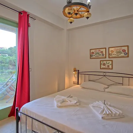 Villa Elaia By Posarellivillas Almiros strand