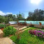Vila Elaia By Posarellivillas